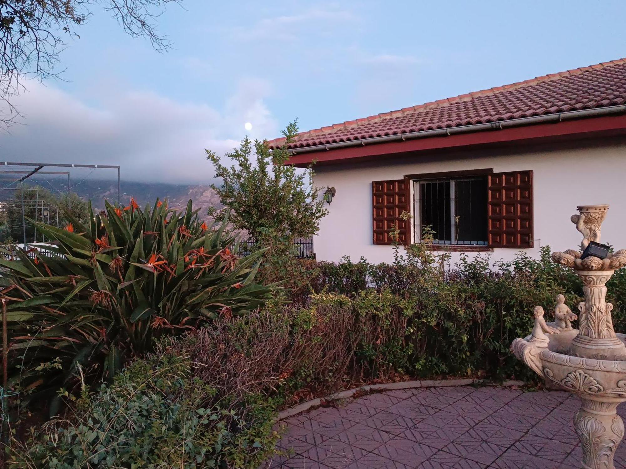 Casa Rural Chalet Venta Del Aire Cortijo Terron Lanjarón Exterior foto